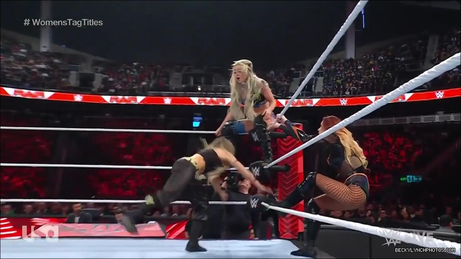 WWE_Monday_Night_Raw_2023_04_10_720p_HDTV_x264-NWCHD_mp4_002270756.jpg