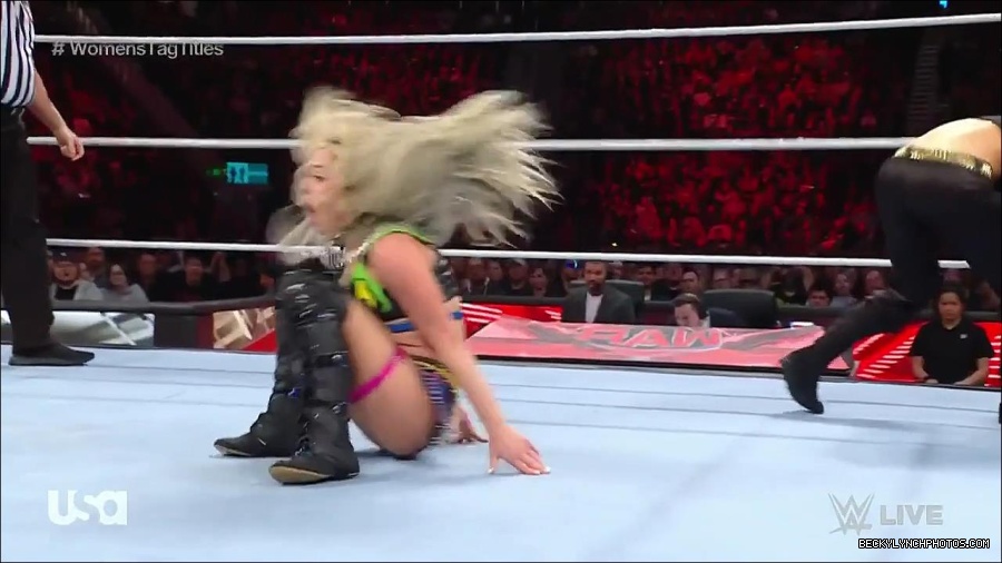 WWE_Monday_Night_Raw_2023_04_10_720p_HDTV_x264-NWCHD_mp4_002276361.jpg