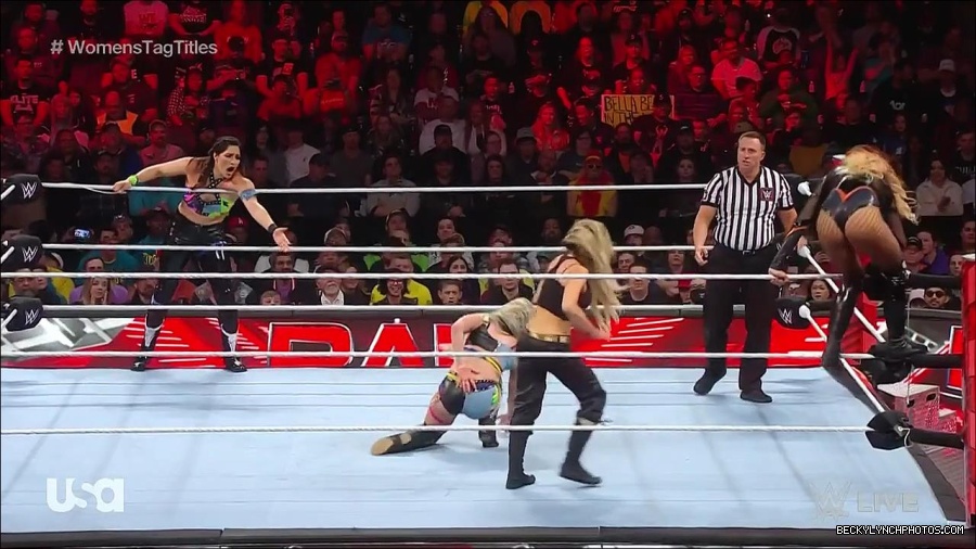 WWE_Monday_Night_Raw_2023_04_10_720p_HDTV_x264-NWCHD_mp4_002277562.jpg