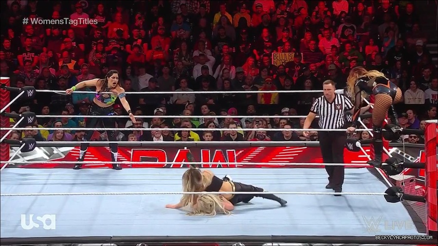WWE_Monday_Night_Raw_2023_04_10_720p_HDTV_x264-NWCHD_mp4_002279164.jpg