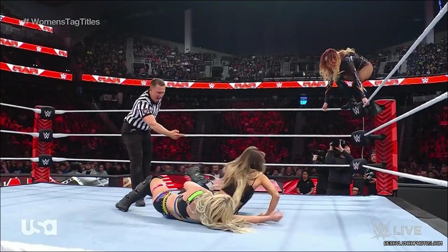 WWE_Monday_Night_Raw_2023_04_10_720p_HDTV_x264-NWCHD_mp4_002280365.jpg