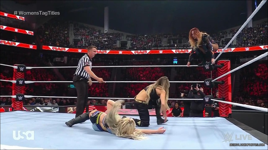 WWE_Monday_Night_Raw_2023_04_10_720p_HDTV_x264-NWCHD_mp4_002281166.jpg