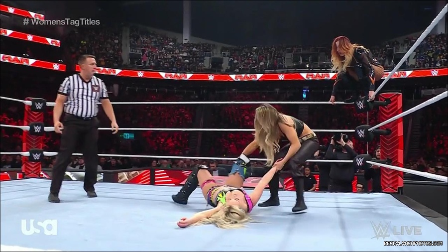 WWE_Monday_Night_Raw_2023_04_10_720p_HDTV_x264-NWCHD_mp4_002284770.jpg