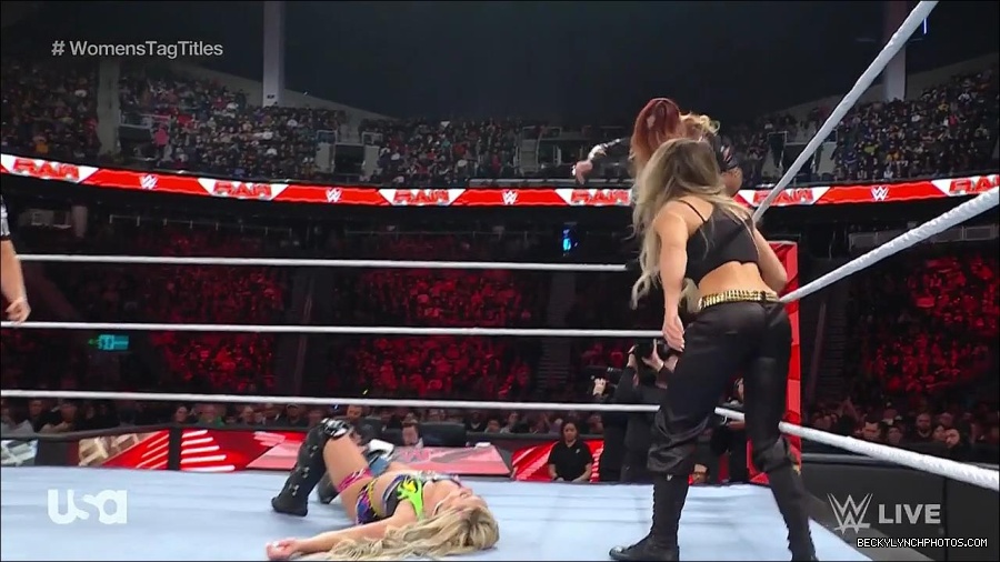 WWE_Monday_Night_Raw_2023_04_10_720p_HDTV_x264-NWCHD_mp4_002285971.jpg