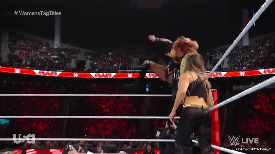 WWE_Monday_Night_Raw_2023_04_10_720p_HDTV_x264-NWCHD_mp4_002286371.jpg