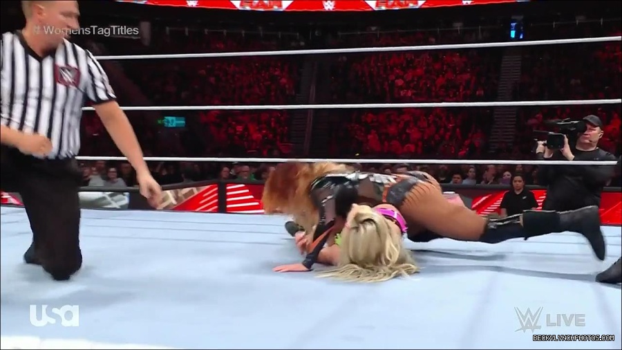 WWE_Monday_Night_Raw_2023_04_10_720p_HDTV_x264-NWCHD_mp4_002288373.jpg