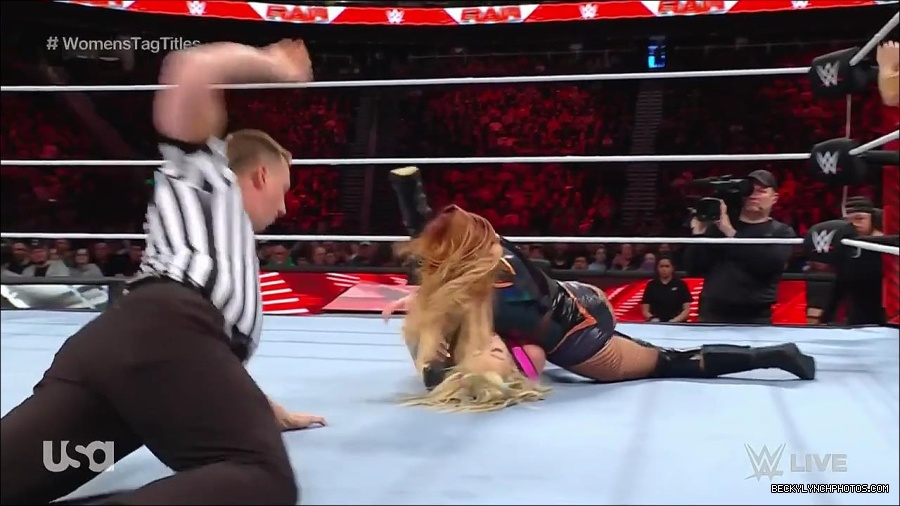 WWE_Monday_Night_Raw_2023_04_10_720p_HDTV_x264-NWCHD_mp4_002289174.jpg