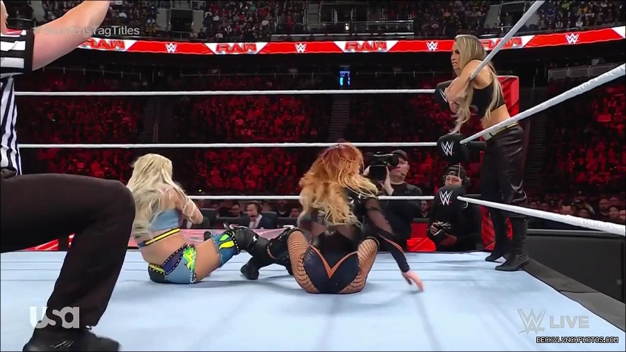 WWE_Monday_Night_Raw_2023_04_10_720p_HDTV_x264-NWCHD_mp4_002291576.jpg