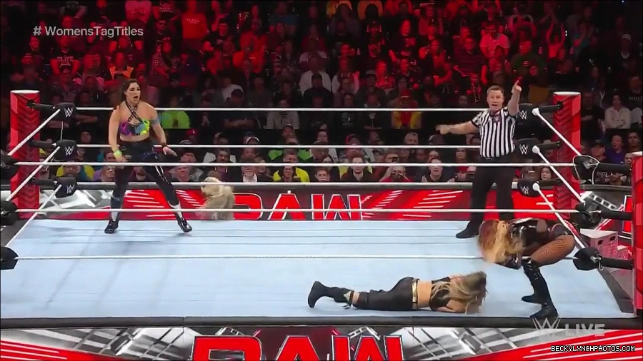 WWE_Monday_Night_Raw_2023_04_10_720p_HDTV_x264-NWCHD_mp4_002355240.jpg