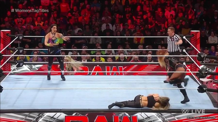 WWE_Monday_Night_Raw_2023_04_10_720p_HDTV_x264-NWCHD_mp4_002355640.jpg