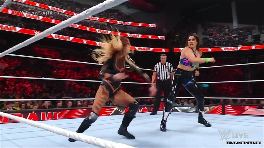WWE_Monday_Night_Raw_2023_04_10_720p_HDTV_x264-NWCHD_mp4_002361646.jpg