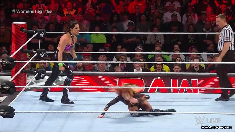 WWE_Monday_Night_Raw_2023_04_10_720p_HDTV_x264-NWCHD_mp4_002363648.jpg