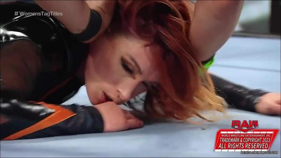 WWE_Monday_Night_Raw_2023_04_10_720p_HDTV_x264-NWCHD_mp4_002387672.jpg