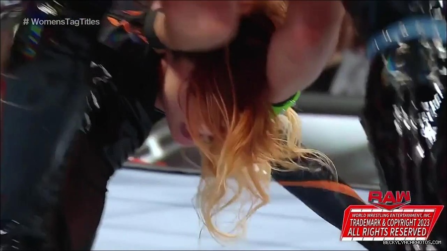 WWE_Monday_Night_Raw_2023_04_10_720p_HDTV_x264-NWCHD_mp4_002388473.jpg