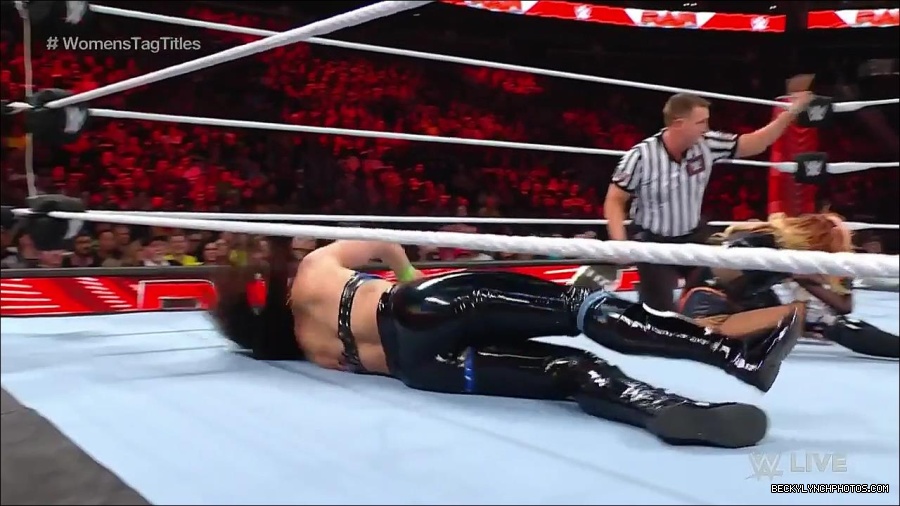WWE_Monday_Night_Raw_2023_04_10_720p_HDTV_x264-NWCHD_mp4_002419704.jpg