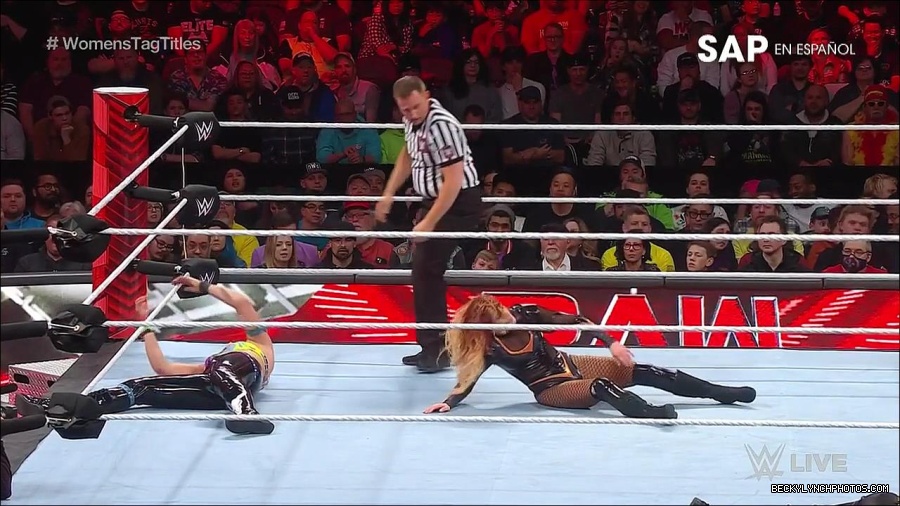 WWE_Monday_Night_Raw_2023_04_10_720p_HDTV_x264-NWCHD_mp4_002425710.jpg