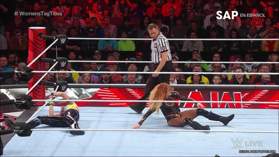 WWE_Monday_Night_Raw_2023_04_10_720p_HDTV_x264-NWCHD_mp4_002426111.jpg