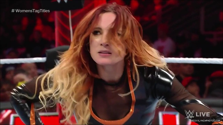 WWE_Monday_Night_Raw_2023_04_10_720p_HDTV_x264-NWCHD_mp4_002430115.jpg