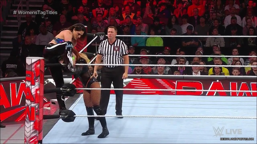 WWE_Monday_Night_Raw_2023_04_10_720p_HDTV_x264-NWCHD_mp4_002446531.jpg