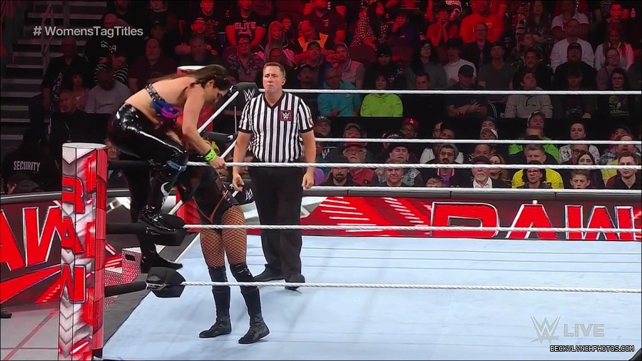 WWE_Monday_Night_Raw_2023_04_10_720p_HDTV_x264-NWCHD_mp4_002447332.jpg