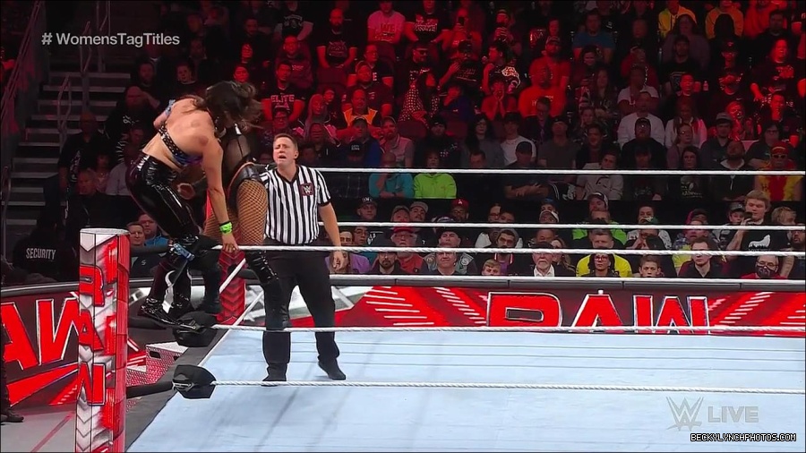 WWE_Monday_Night_Raw_2023_04_10_720p_HDTV_x264-NWCHD_mp4_002455340.jpg
