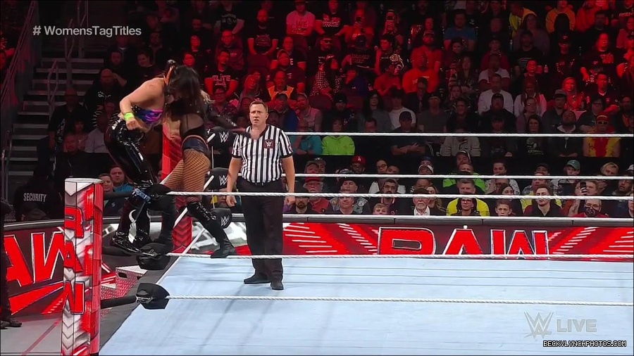 WWE_Monday_Night_Raw_2023_04_10_720p_HDTV_x264-NWCHD_mp4_002459344.jpg