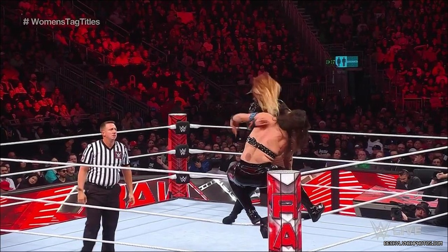 WWE_Monday_Night_Raw_2023_04_10_720p_HDTV_x264-NWCHD_mp4_002472157.jpg