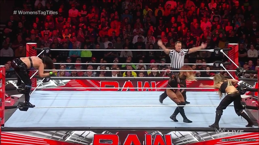 WWE_Monday_Night_Raw_2023_04_10_720p_HDTV_x264-NWCHD_mp4_002476561.jpg