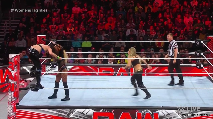 WWE_Monday_Night_Raw_2023_04_10_720p_HDTV_x264-NWCHD_mp4_002478964.jpg