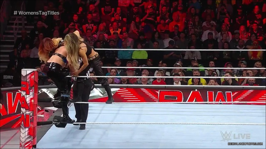WWE_Monday_Night_Raw_2023_04_10_720p_HDTV_x264-NWCHD_mp4_002483368.jpg