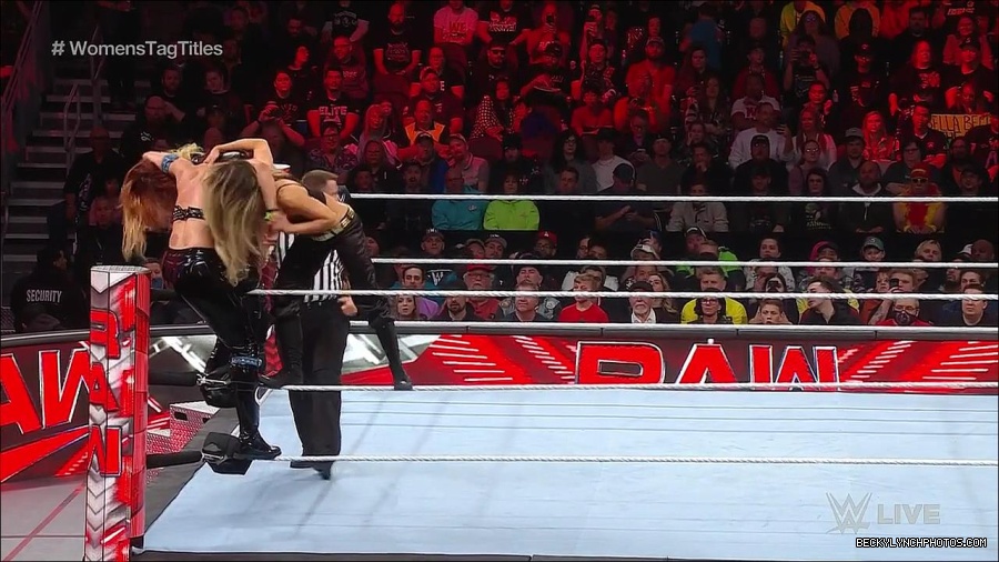 WWE_Monday_Night_Raw_2023_04_10_720p_HDTV_x264-NWCHD_mp4_002484970.jpg