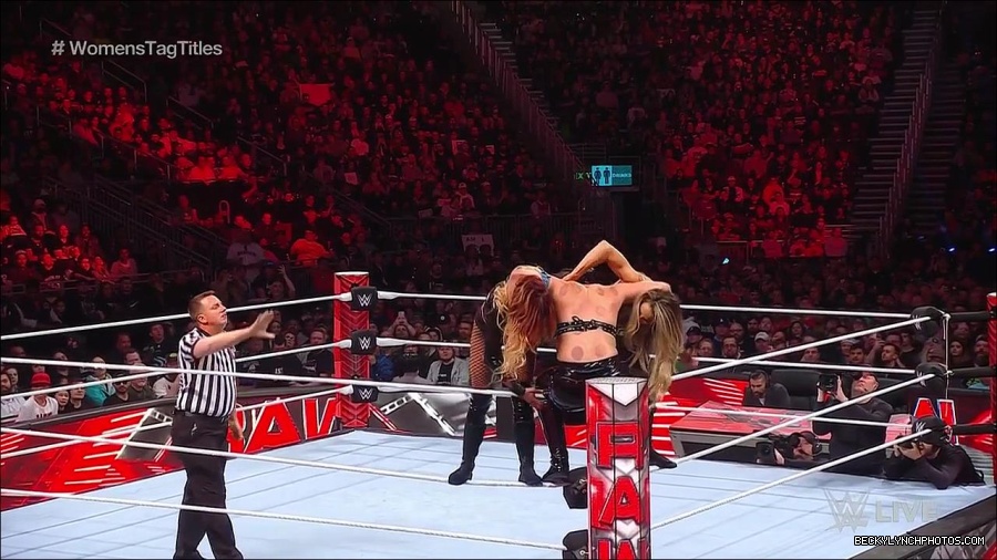 WWE_Monday_Night_Raw_2023_04_10_720p_HDTV_x264-NWCHD_mp4_002486171.jpg