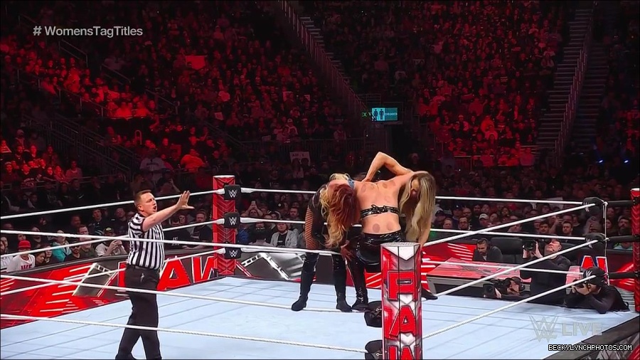 WWE_Monday_Night_Raw_2023_04_10_720p_HDTV_x264-NWCHD_mp4_002486571.jpg