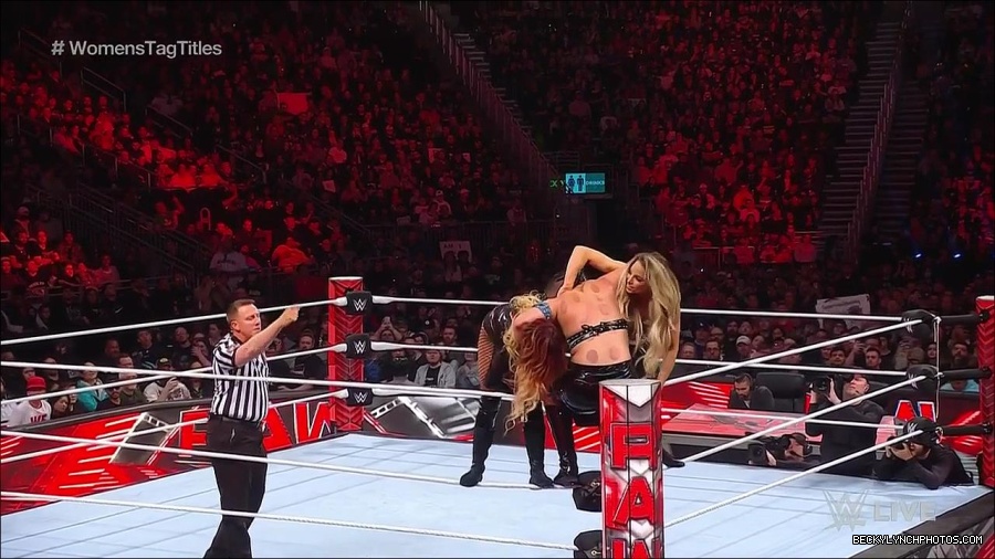 WWE_Monday_Night_Raw_2023_04_10_720p_HDTV_x264-NWCHD_mp4_002486972.jpg