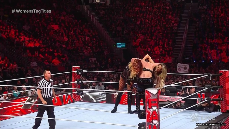 WWE_Monday_Night_Raw_2023_04_10_720p_HDTV_x264-NWCHD_mp4_002488573.jpg