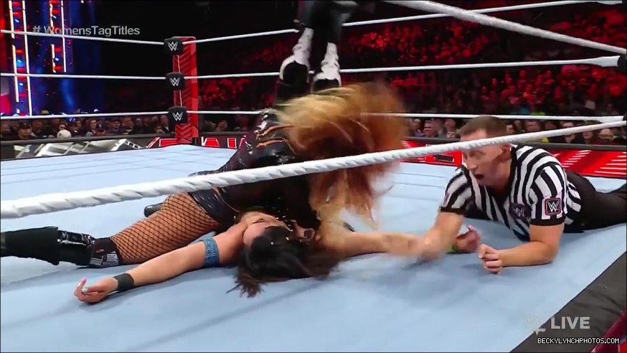 WWE_Monday_Night_Raw_2023_04_10_720p_HDTV_x264-NWCHD_mp4_002540625.jpg