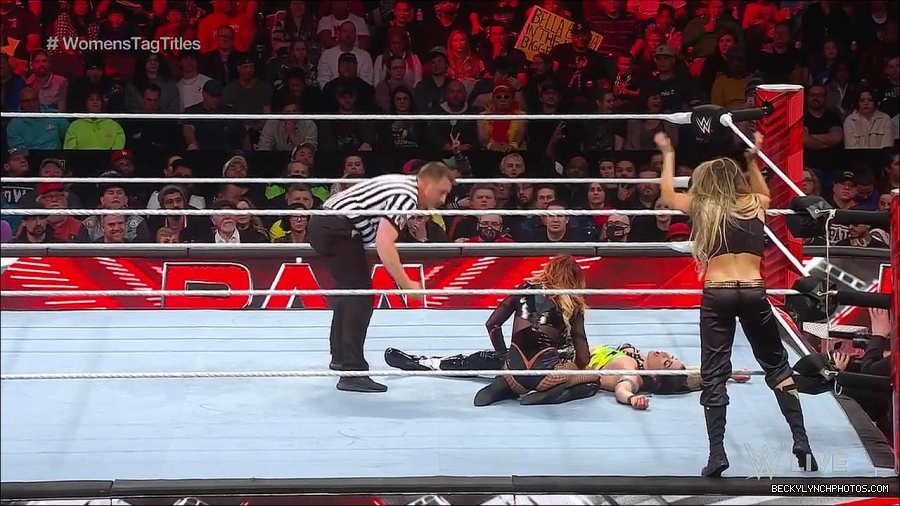 WWE_Monday_Night_Raw_2023_04_10_720p_HDTV_x264-NWCHD_mp4_002548233.jpg