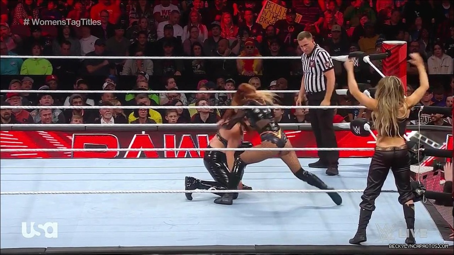 WWE_Monday_Night_Raw_2023_04_10_720p_HDTV_x264-NWCHD_mp4_002558643.jpg