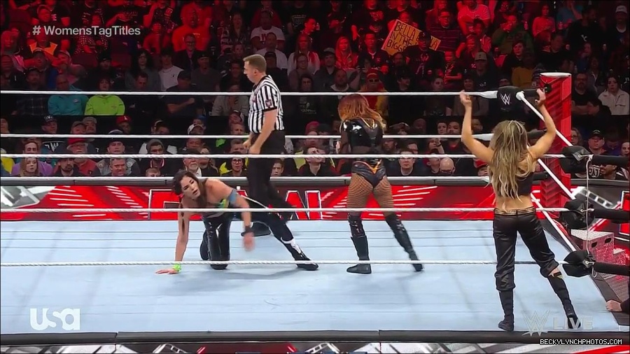 WWE_Monday_Night_Raw_2023_04_10_720p_HDTV_x264-NWCHD_mp4_002560645.jpg