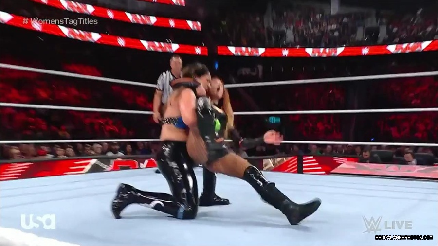 WWE_Monday_Night_Raw_2023_04_10_720p_HDTV_x264-NWCHD_mp4_002571056.jpg