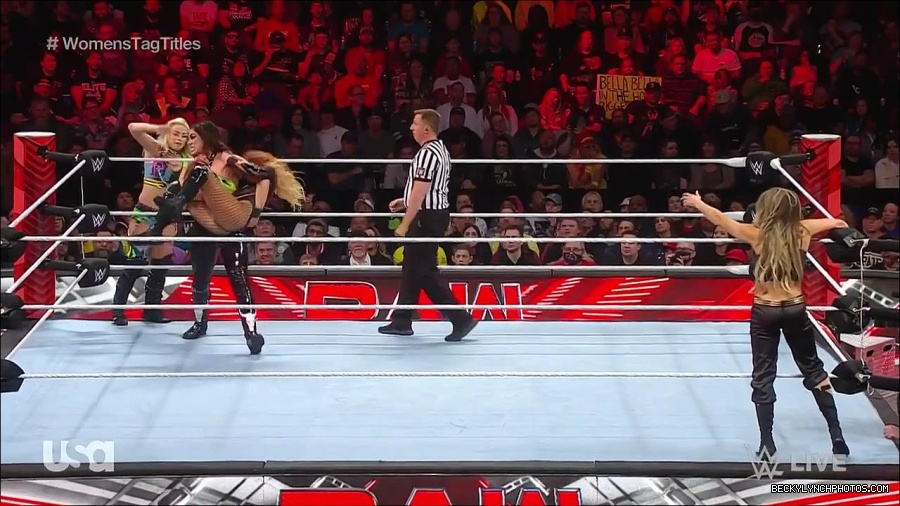 WWE_Monday_Night_Raw_2023_04_10_720p_HDTV_x264-NWCHD_mp4_002574659.jpg