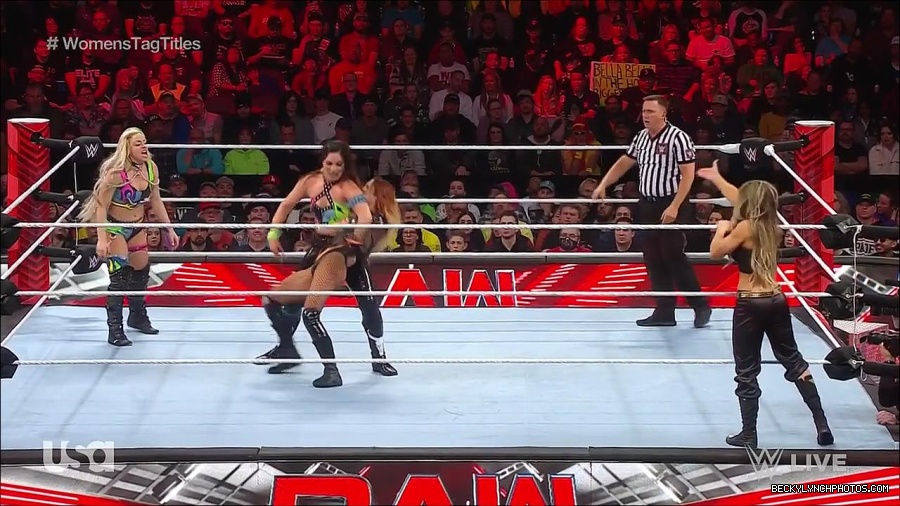 WWE_Monday_Night_Raw_2023_04_10_720p_HDTV_x264-NWCHD_mp4_002579464.jpg