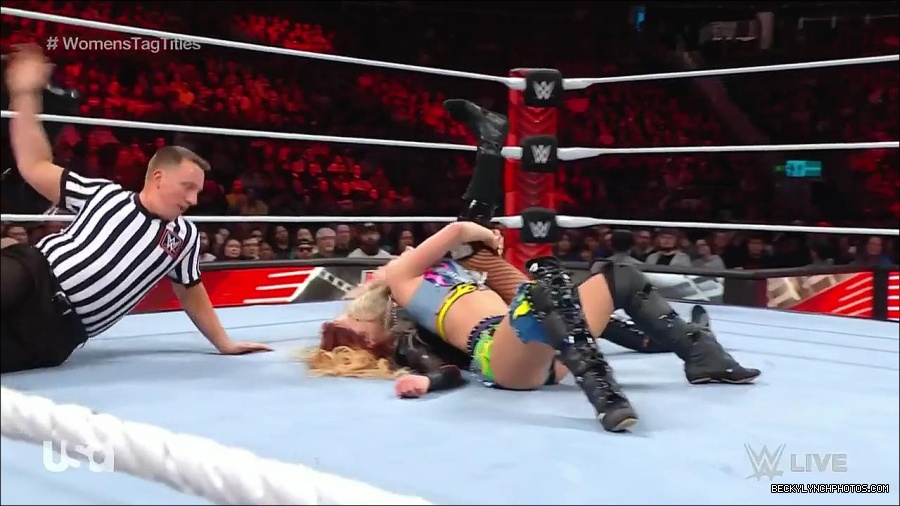 WWE_Monday_Night_Raw_2023_04_10_720p_HDTV_x264-NWCHD_mp4_002588273.jpg