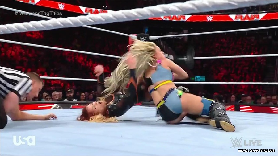 WWE_Monday_Night_Raw_2023_04_10_720p_HDTV_x264-NWCHD_mp4_002590675.jpg