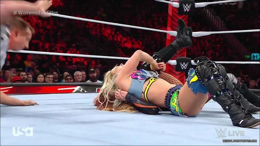 WWE_Monday_Night_Raw_2023_04_10_720p_HDTV_x264-NWCHD_mp4_002593878.jpg
