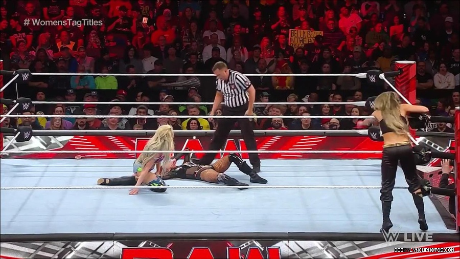 WWE_Monday_Night_Raw_2023_04_10_720p_HDTV_x264-NWCHD_mp4_002610295.jpg