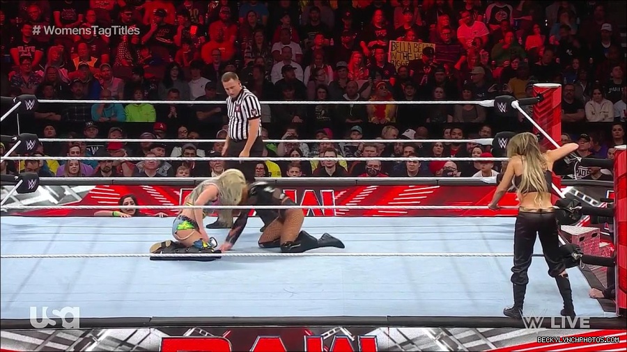 WWE_Monday_Night_Raw_2023_04_10_720p_HDTV_x264-NWCHD_mp4_002615500.jpg