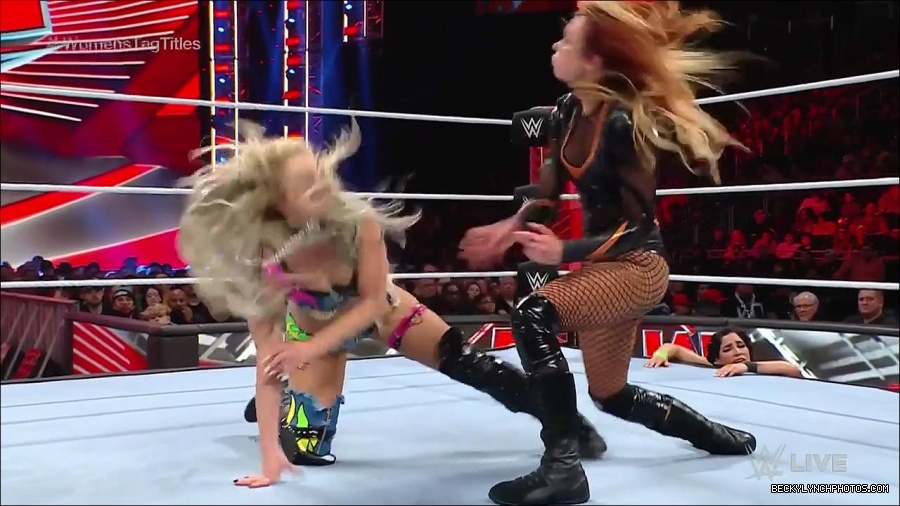 WWE_Monday_Night_Raw_2023_04_10_720p_HDTV_x264-NWCHD_mp4_002618303.jpg
