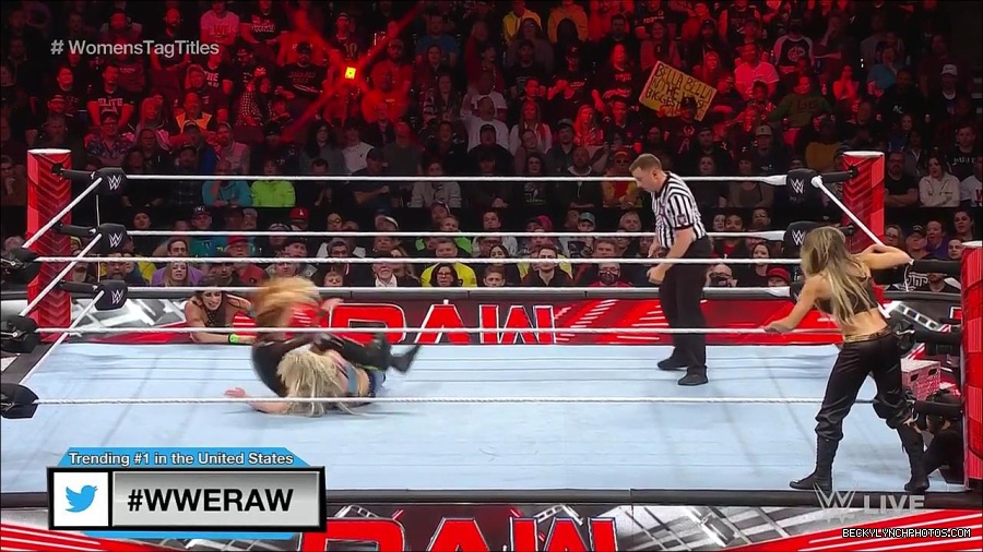 WWE_Monday_Night_Raw_2023_04_10_720p_HDTV_x264-NWCHD_mp4_002624309.jpg