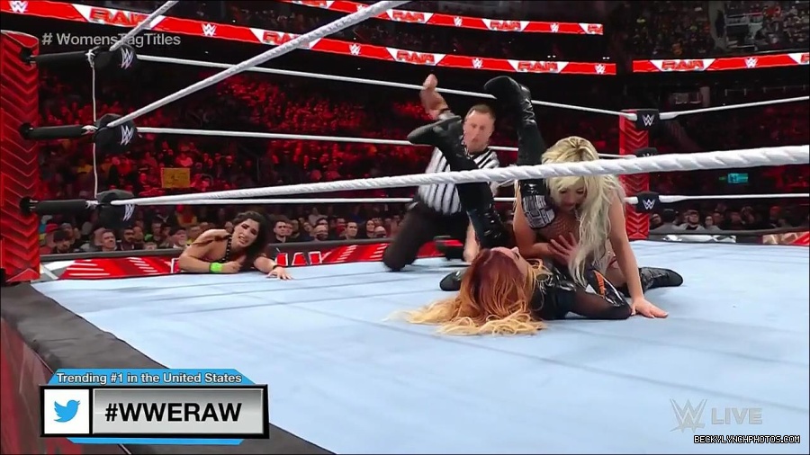WWE_Monday_Night_Raw_2023_04_10_720p_HDTV_x264-NWCHD_mp4_002625510.jpg